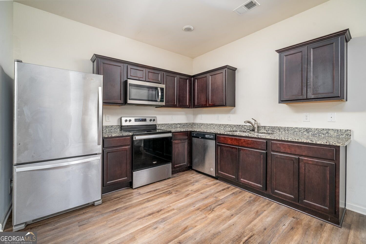 235 Grand Central Way Cartersville - Photo 6