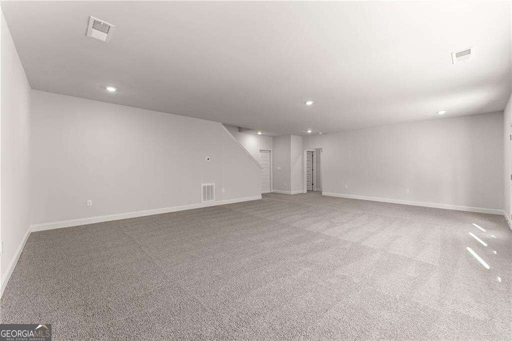 111 HALLOWED Drive Commerce - Photo 29