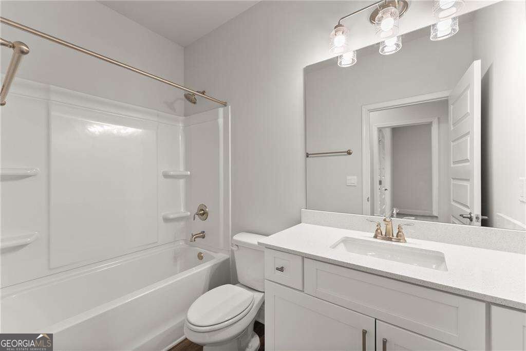 111 HALLOWED Drive Commerce - Photo 36