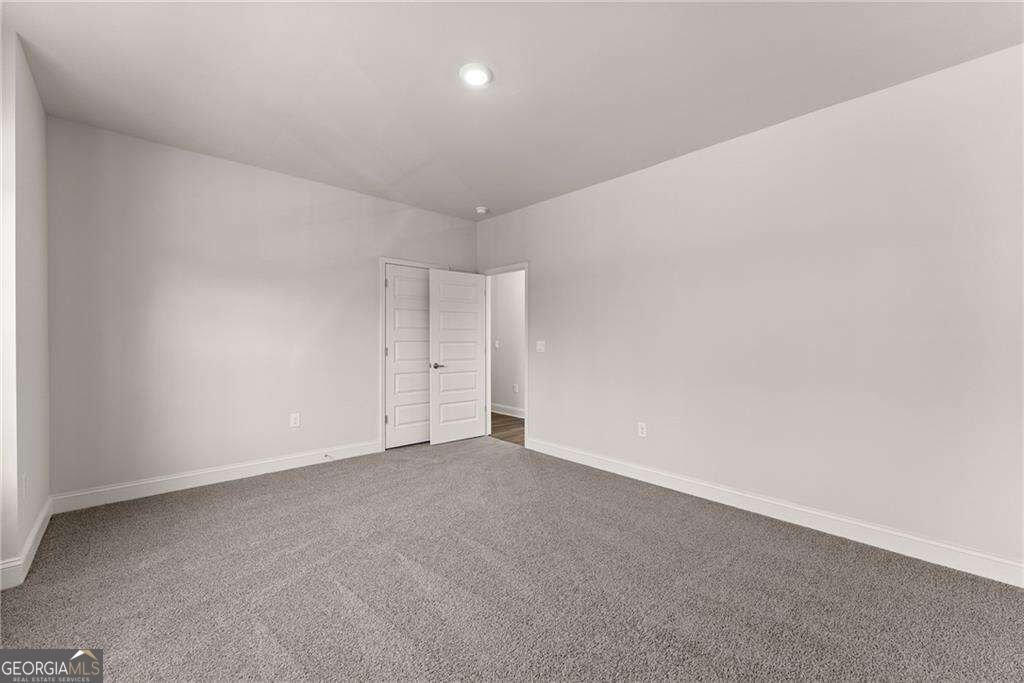 111 HALLOWED Drive Commerce - Photo 37