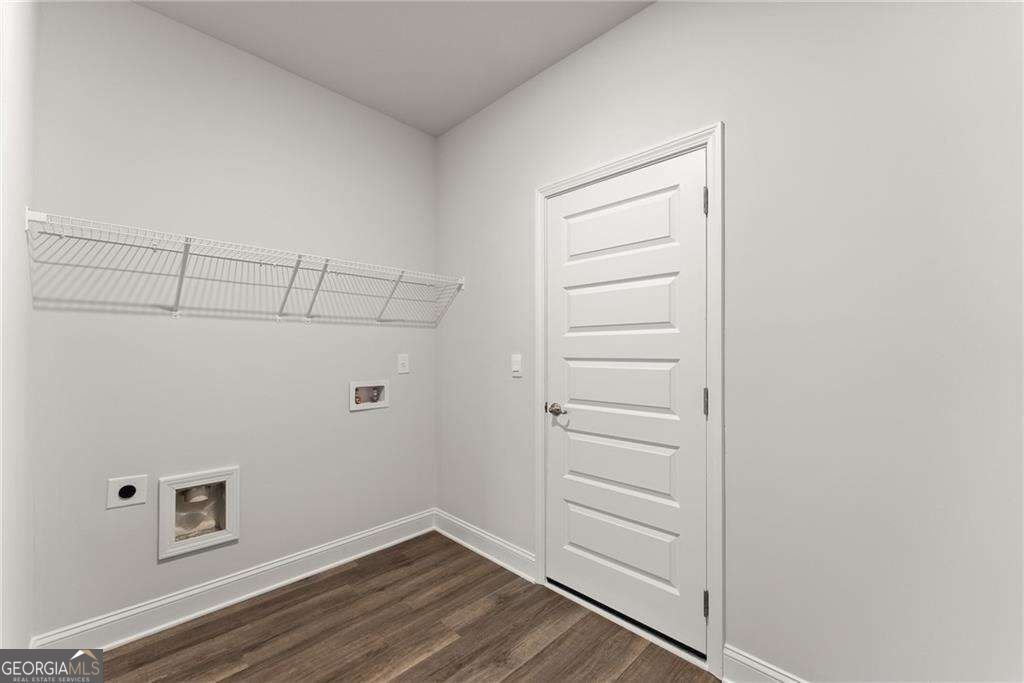 111 HALLOWED Drive Commerce - Photo 39