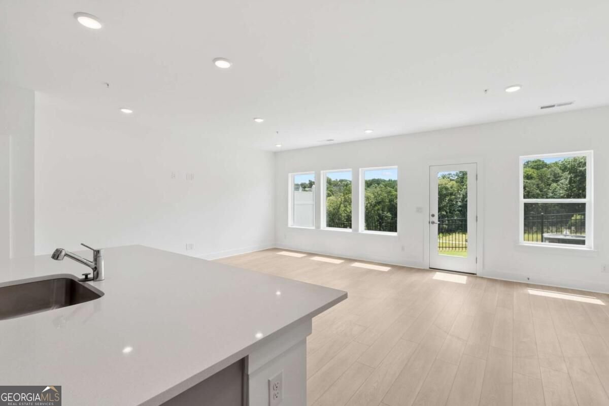 210 Redbud Road Canton - Photo 6