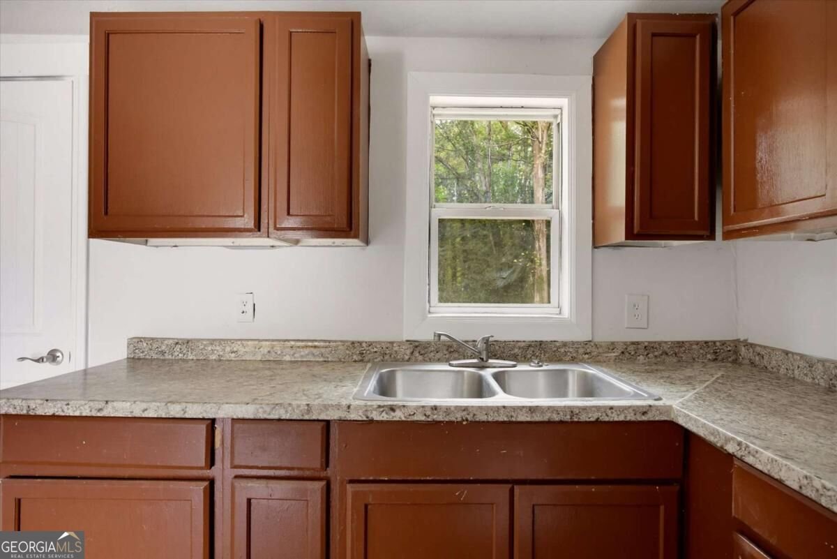 2584 Austell Road Marietta - Photo 8