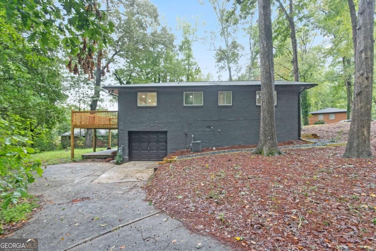 2363 Englewood Drive East Point - Photo 21