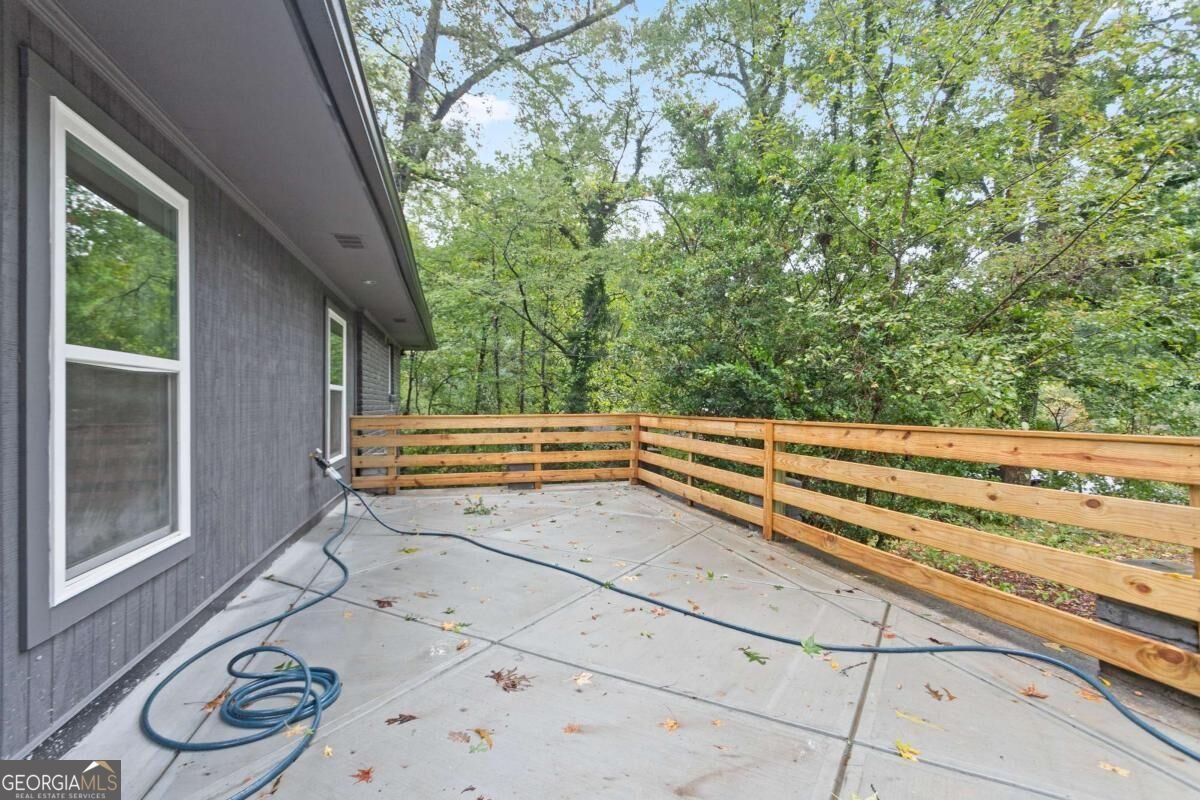 2363 Englewood Drive East Point - Photo 24