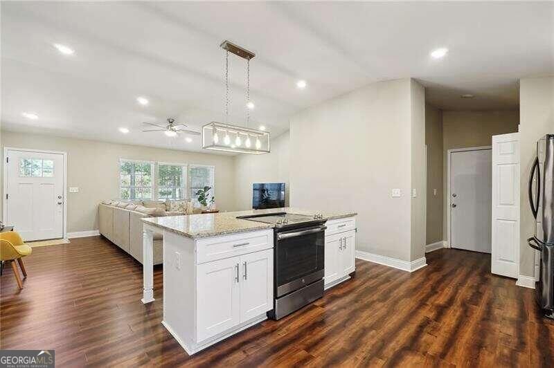 4274 Palm Springs Drive Atlanta - Photo 9