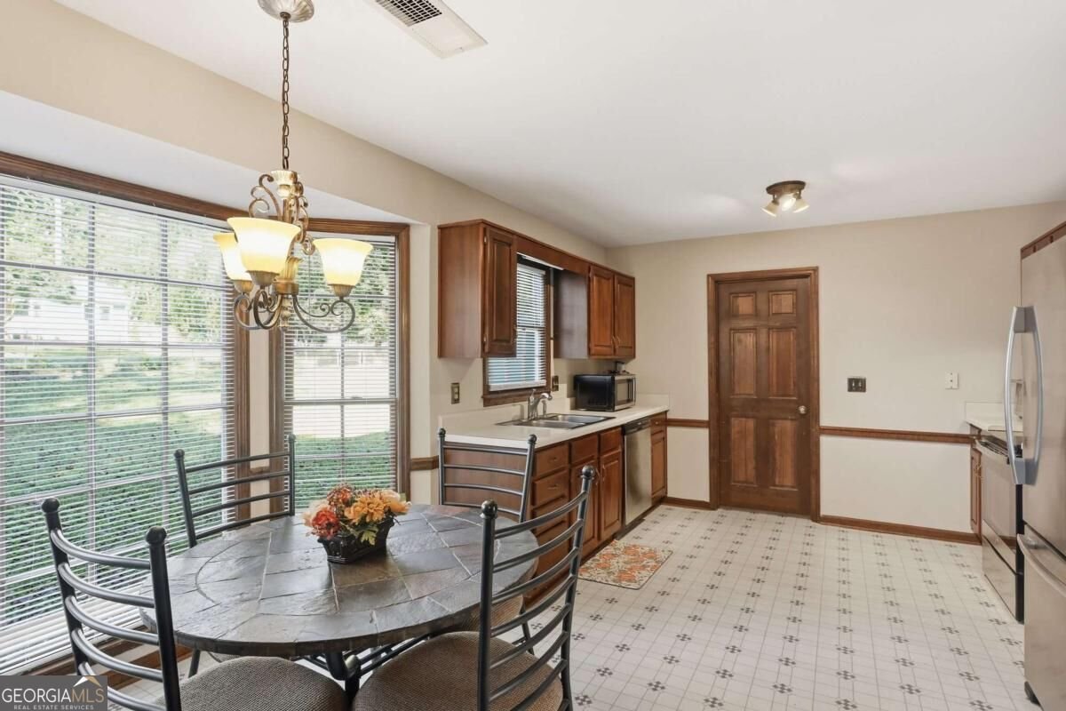 166 Knollwood Drive Marietta - Photo 10