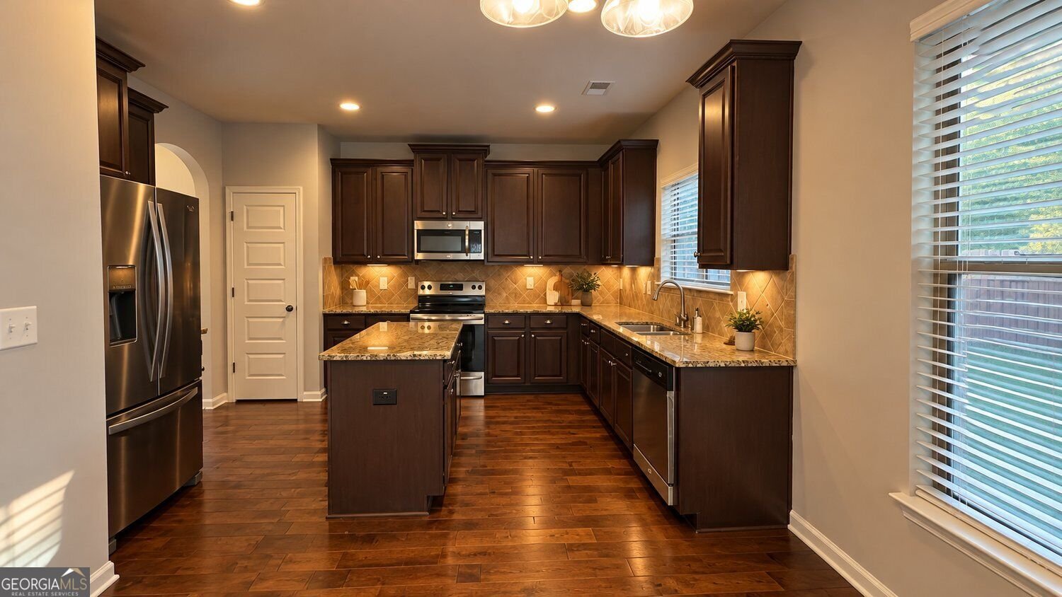 4243 Sir Dixon Drive Fairburn - Photo 11