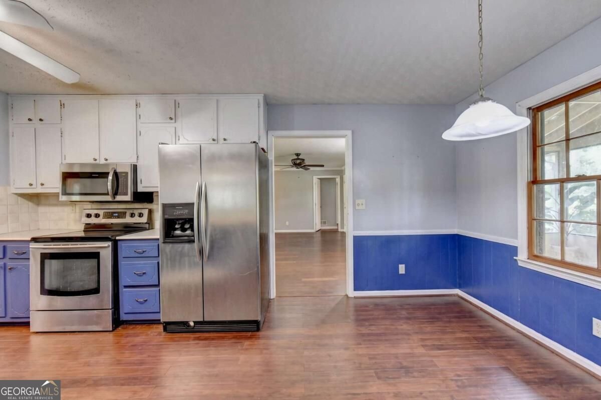 4061 Whispering Forest Court Lilburn - Photo 11