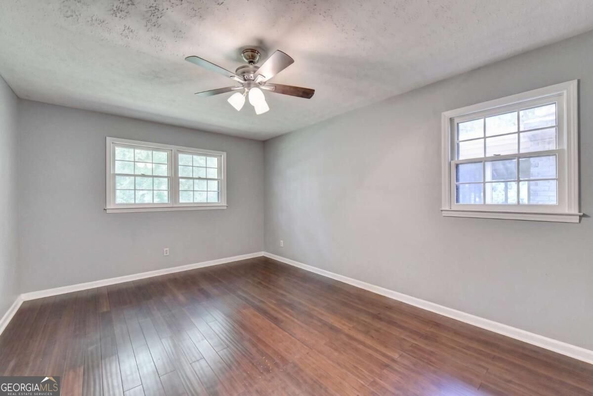 4061 Whispering Forest Court Lilburn - Photo 17