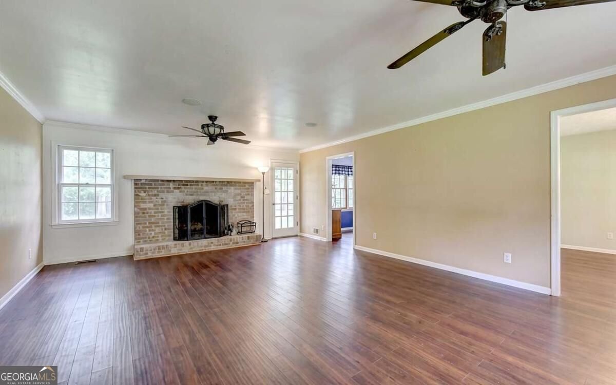 4061 Whispering Forest Court Lilburn - Photo 7