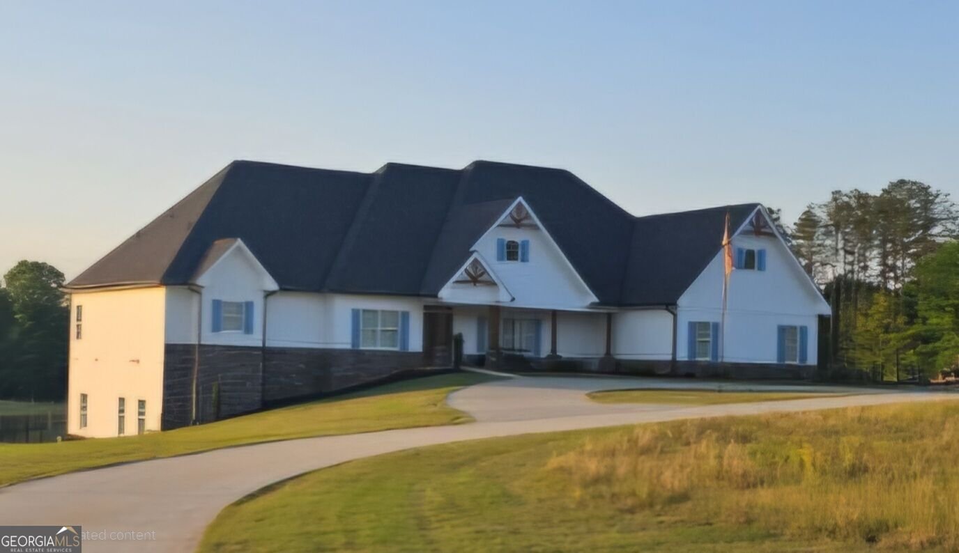 433 Clover Drive Social Circle - main photo