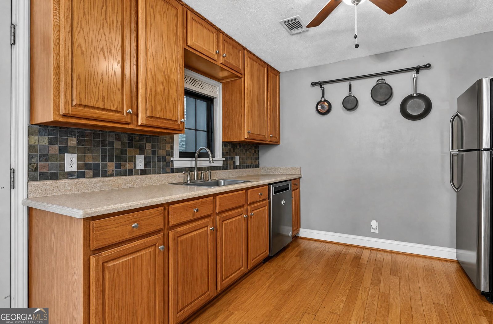 174 Honeysuckle Road Milledgeville - Photo 12