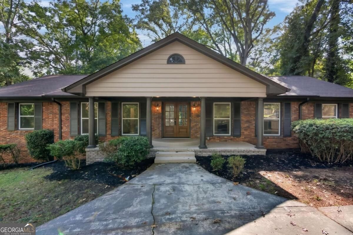 878 Falcon Drive Atlanta - main photo