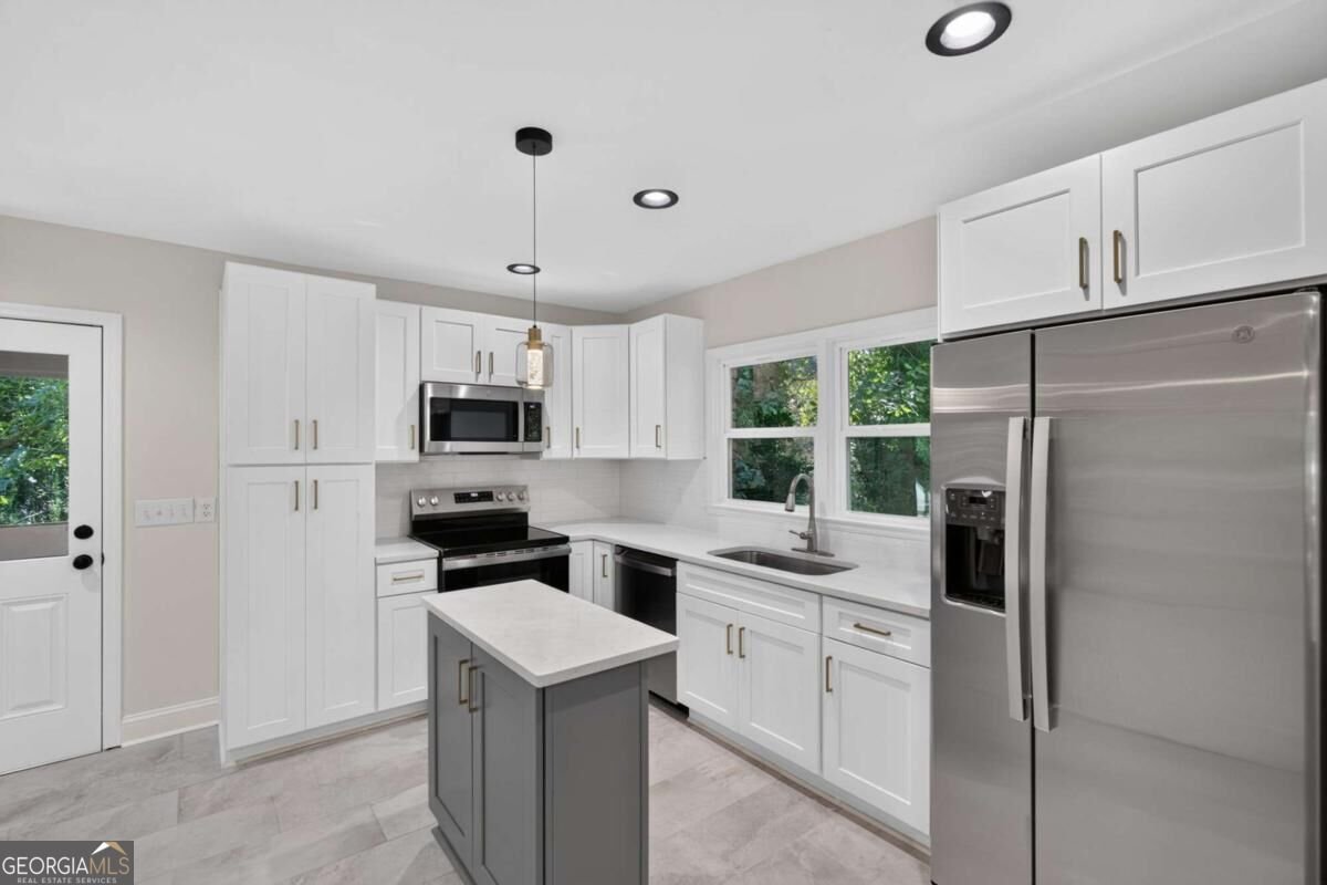 878 Falcon Drive Atlanta - Photo 12