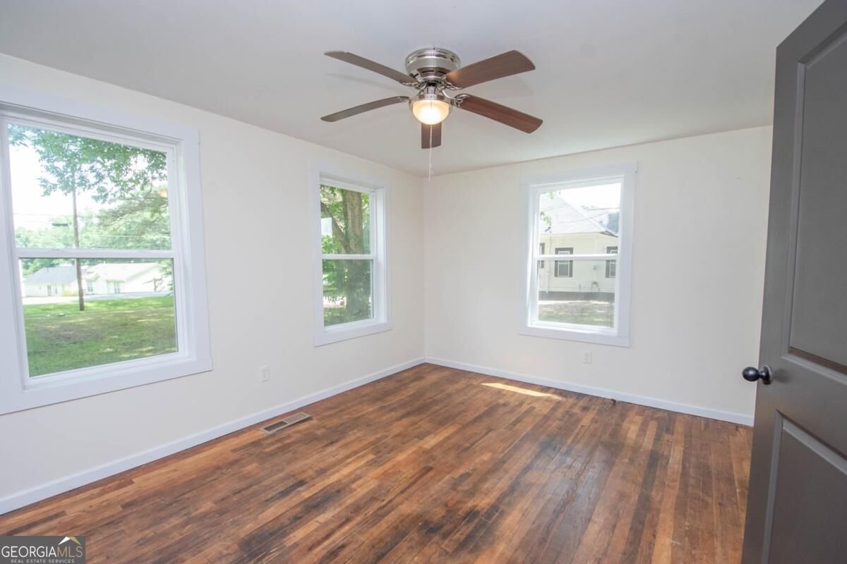 250 Lagrange Street Grantville - Photo 11