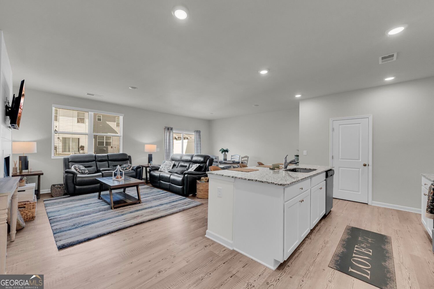 5235 Canberra Drive Flowery Branch - Photo 9