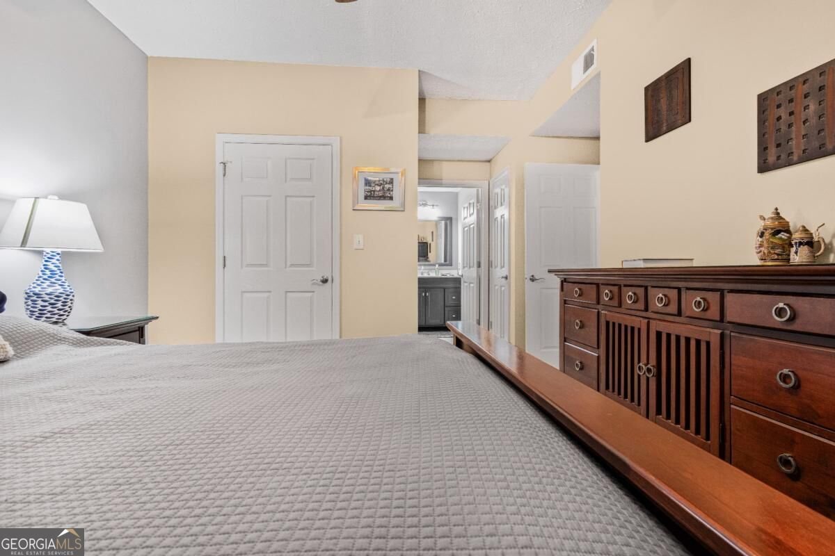 1250 Parkwood Circle Atlanta - Photo 11