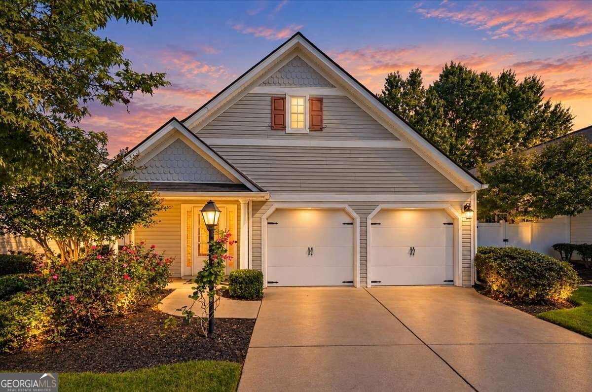 2560 Cottage View Way Cumming - main photo