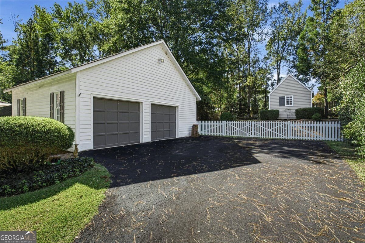 405 Pine Hill Road Griffin - Photo 8