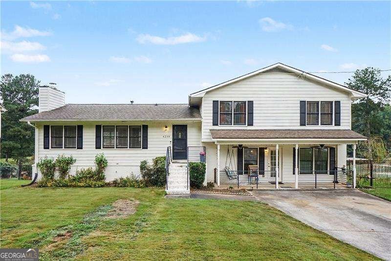4238 Rocky Ledge Way Snellville - main photo