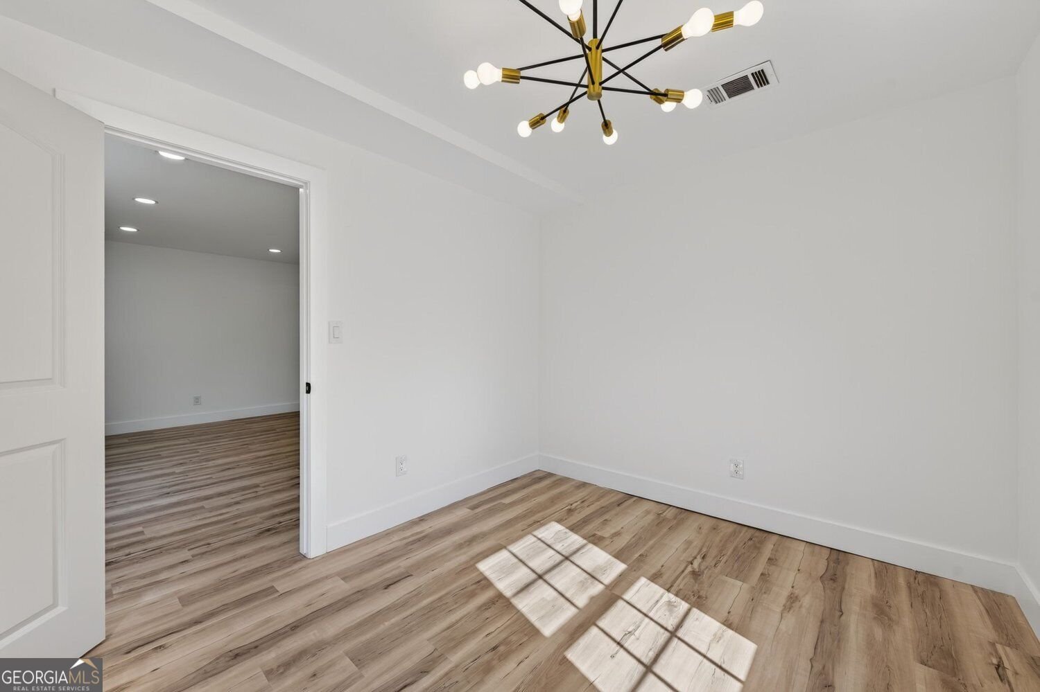 1046 Cheaves Drive Forest Park - Photo 15