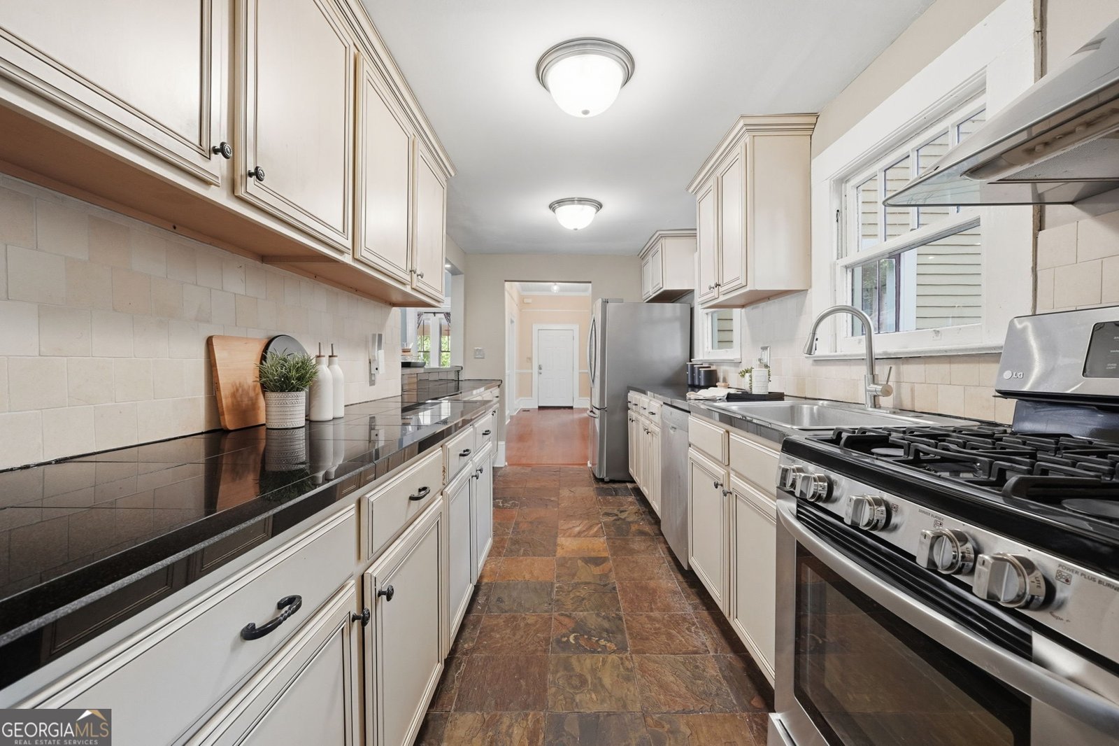423 Fayetteville Road Decatur - Photo 23