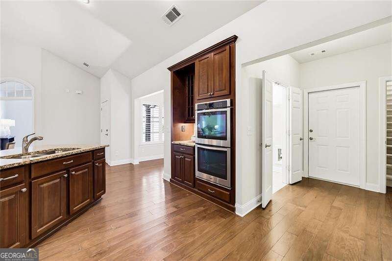 120 Chastain Road Kennesaw - Photo 19