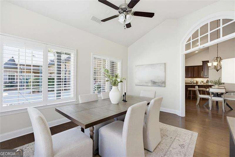 120 Chastain Road Kennesaw - Photo 9