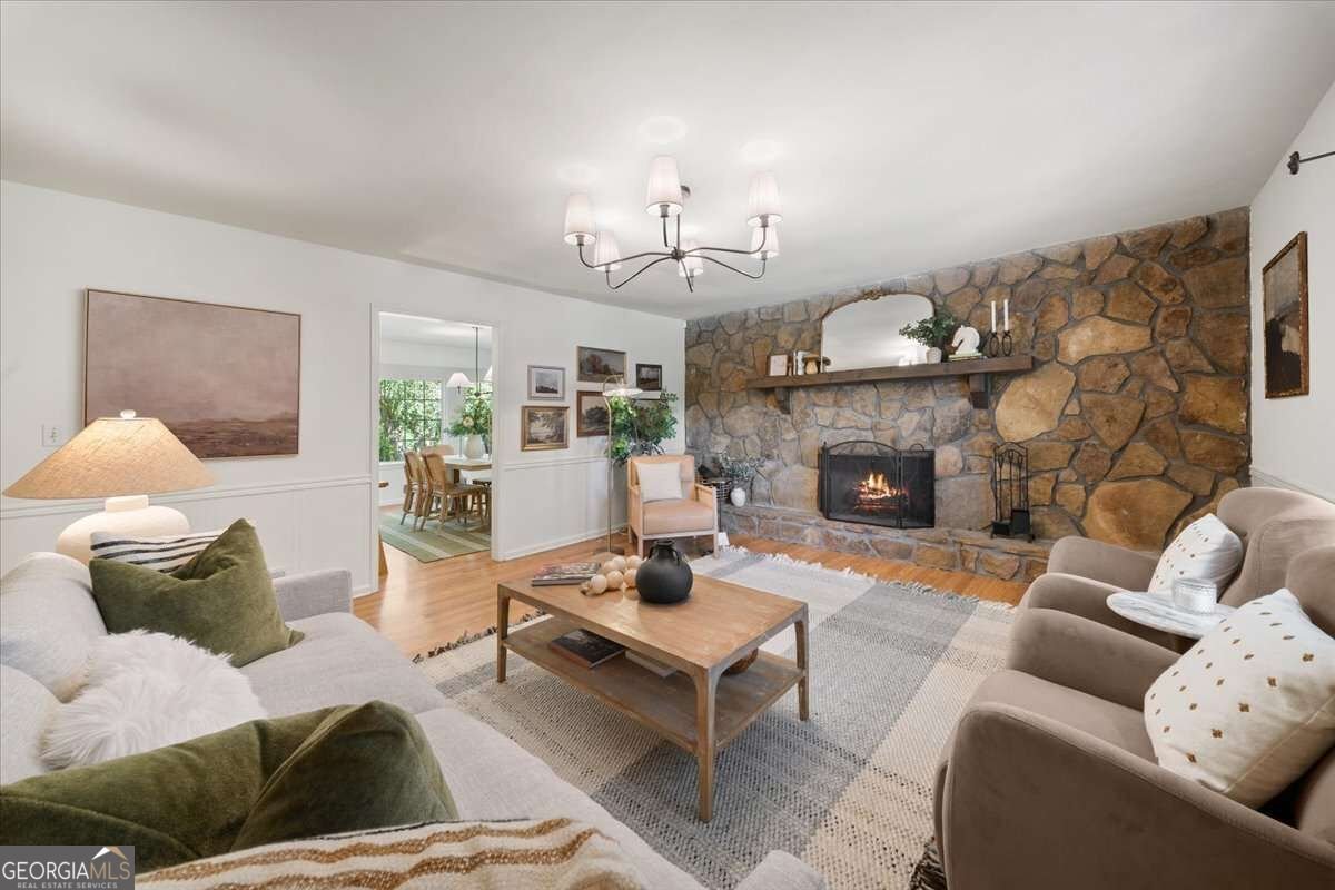 404 Hill Crest Court Woodstock - Photo 10
