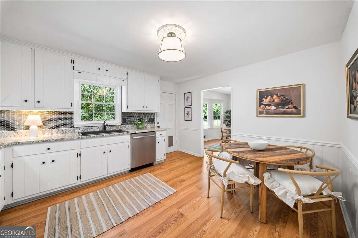 404 Hill Crest Court Woodstock - Photo 15