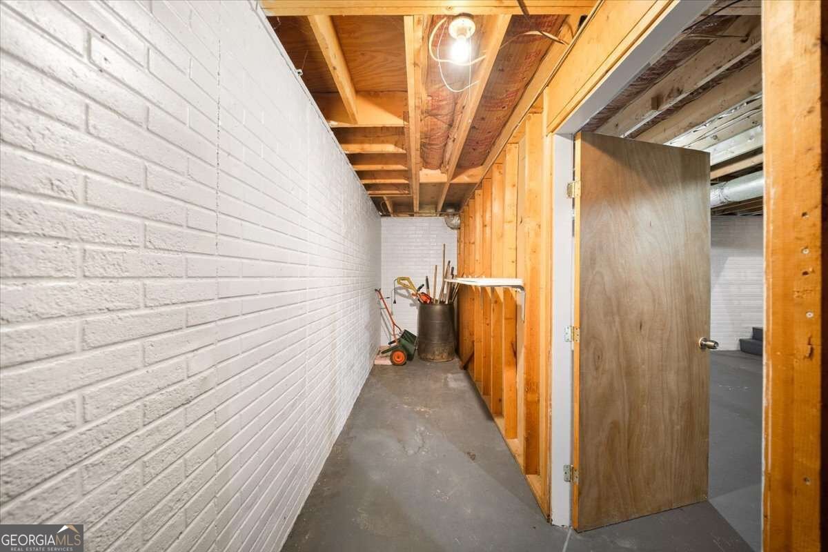 404 Hill Crest Court Woodstock - Photo 28