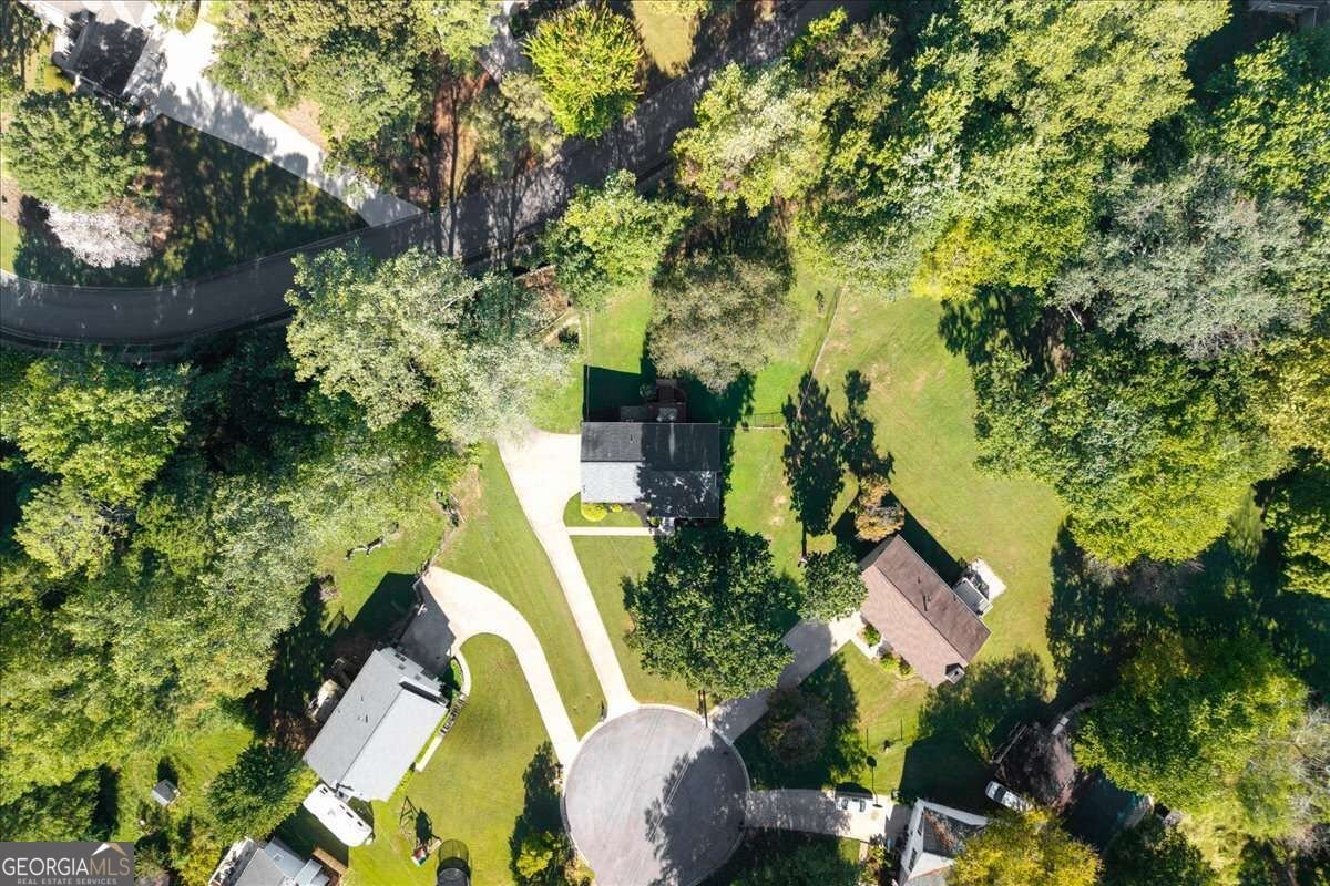 404 Hill Crest Court Woodstock - Photo 36