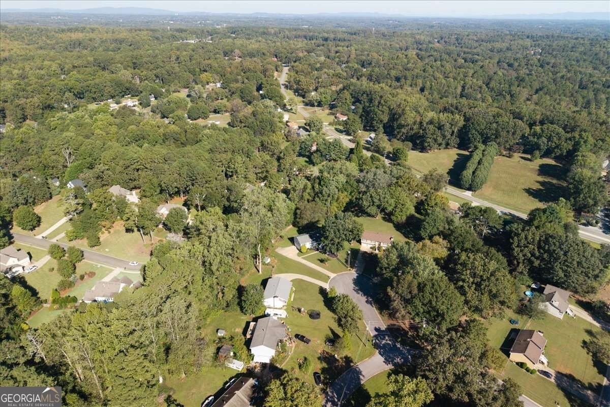 404 Hill Crest Court Woodstock - Photo 38