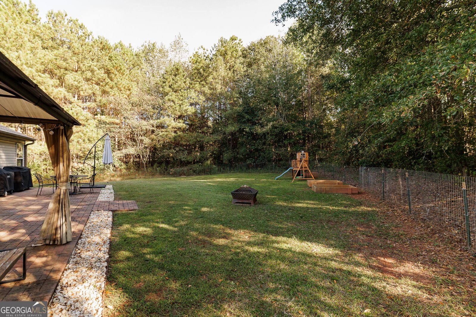 246 Bryant Drive Hull - Photo 29