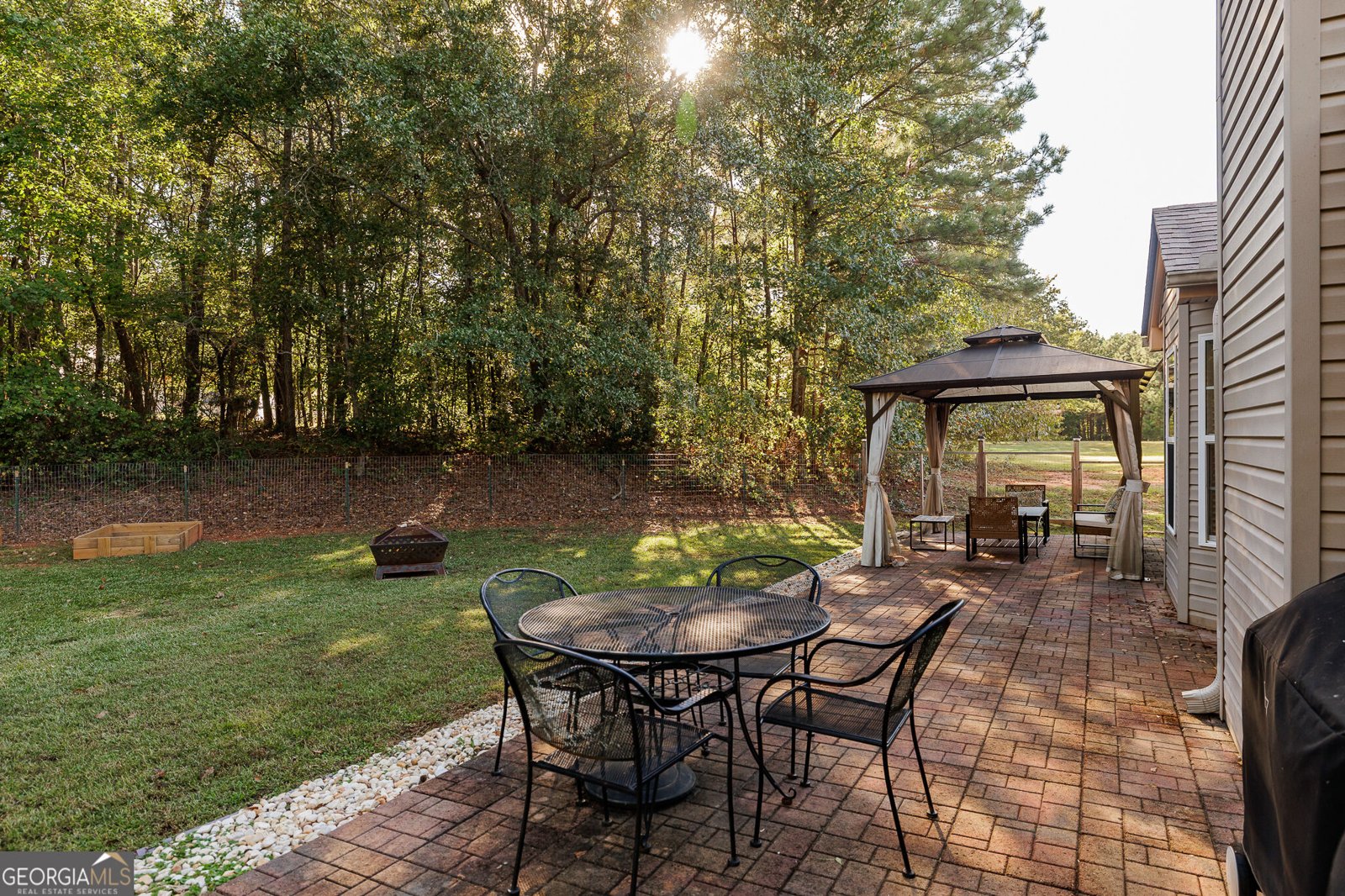 246 Bryant Drive Hull - Photo 33