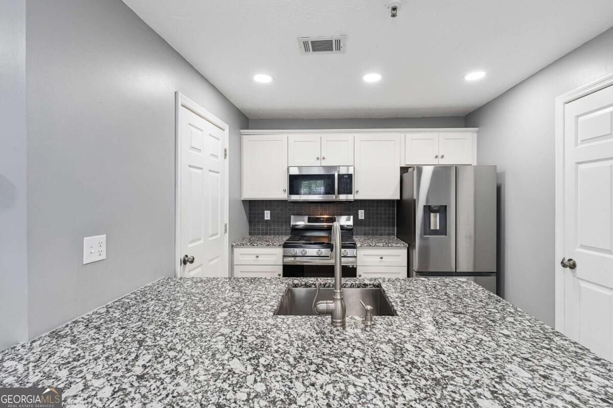 2178 River Heights Court Marietta - Photo 12