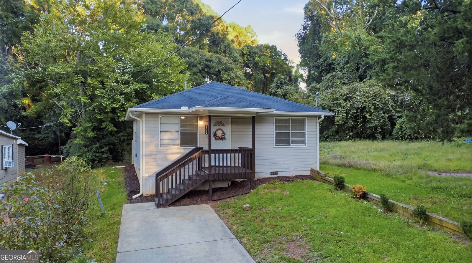 354 17th Street Griffin - main photo
