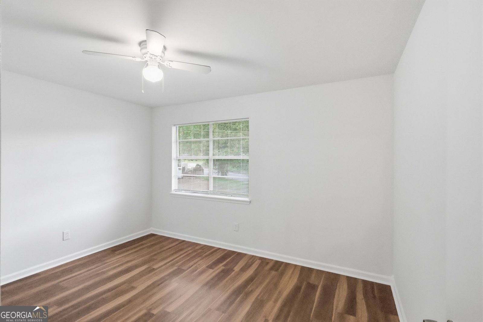 354 17th Street Griffin - Photo 16