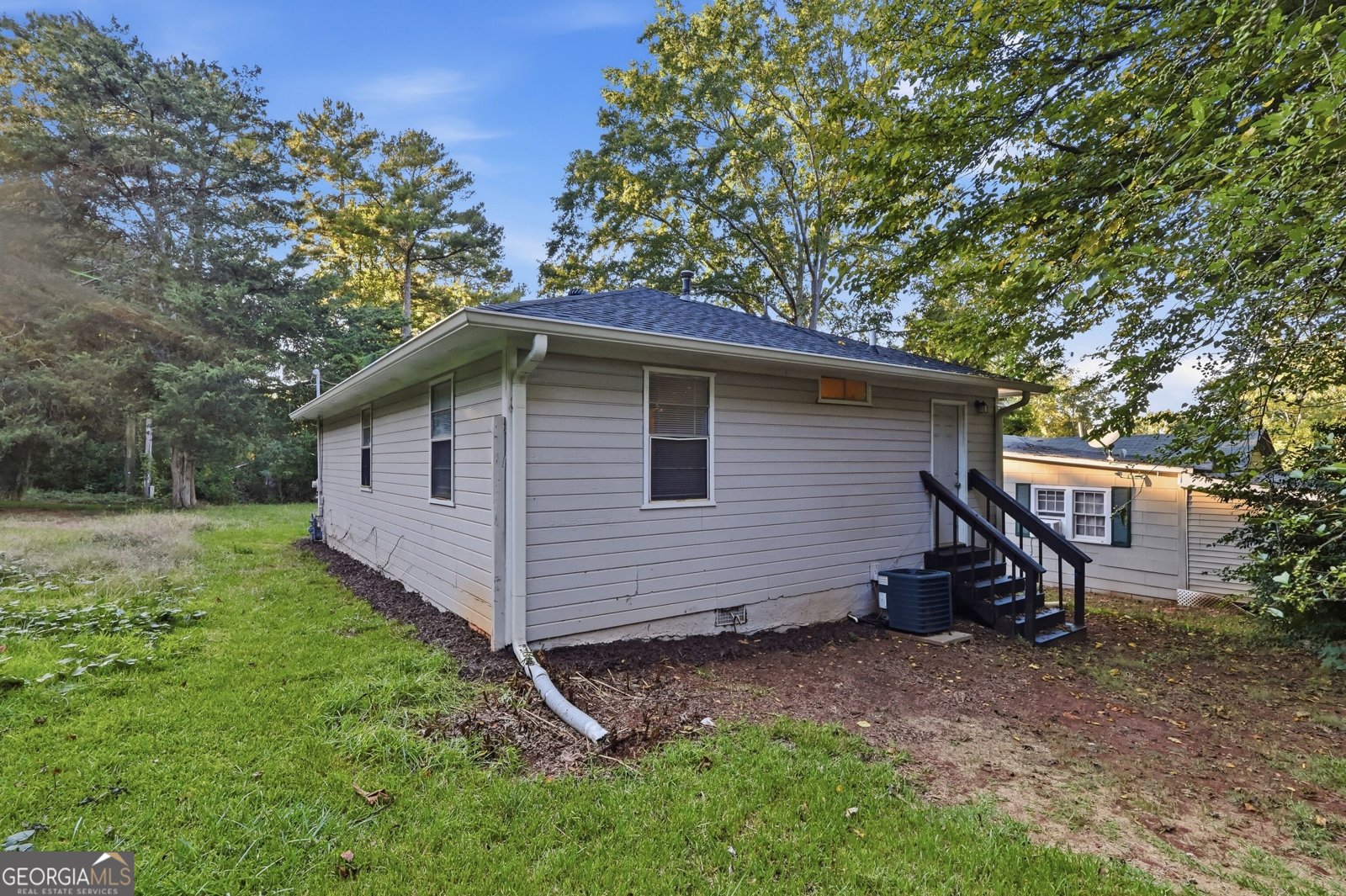 354 17th Street Griffin - Photo 18