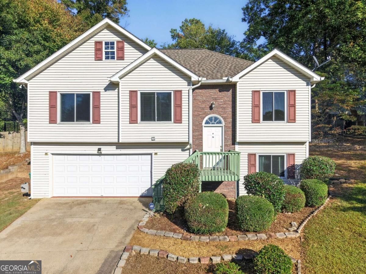 1038 Whispering Woods Drive Canton - main photo