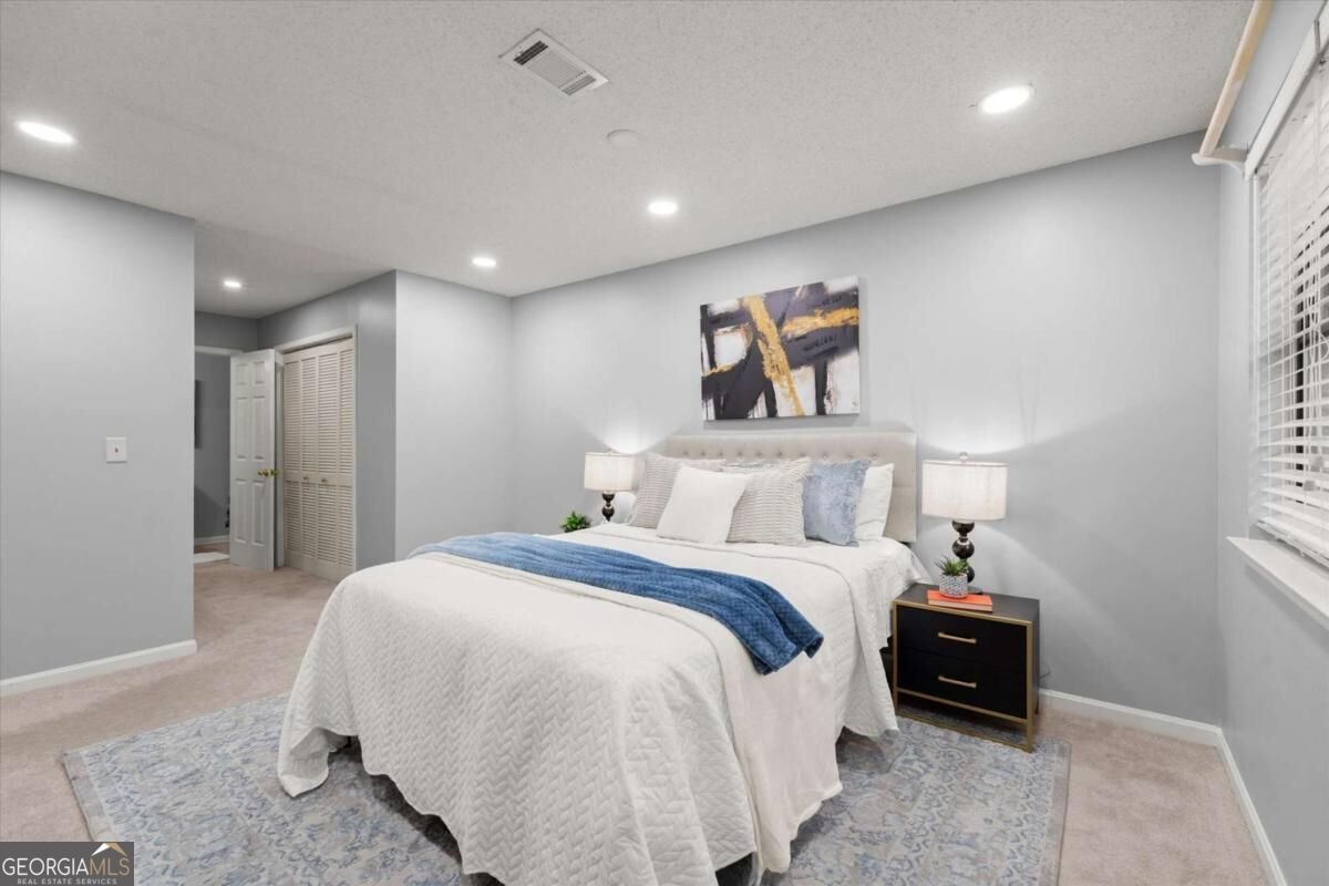 704 Barrington Hills Drive Sandy Springs - Photo 27