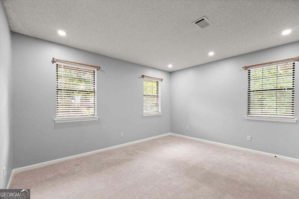 704 Barrington Hills Drive Sandy Springs - Photo 29