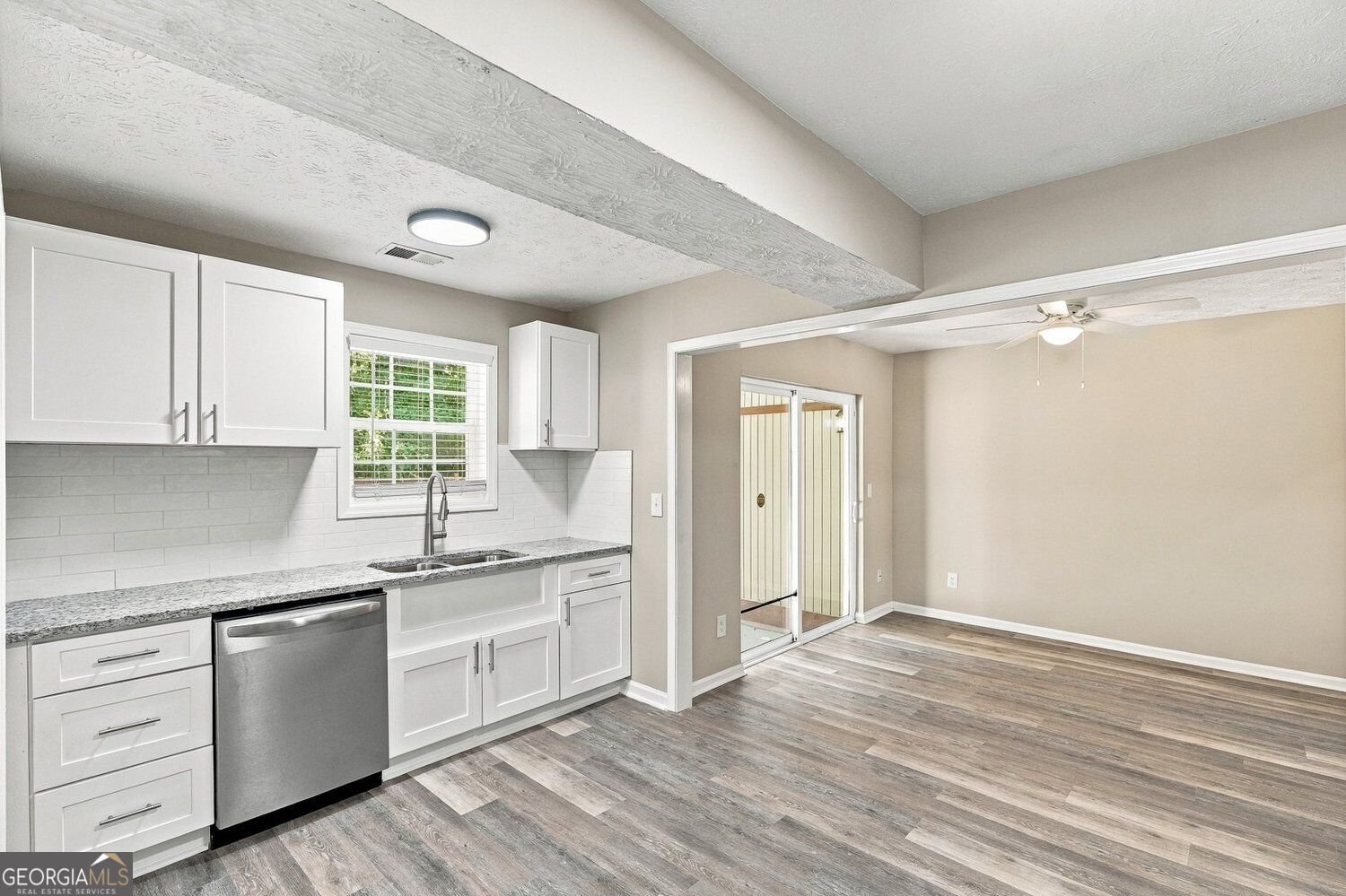 818 Heritage Oaks Drive Stone Mountain - Photo 14