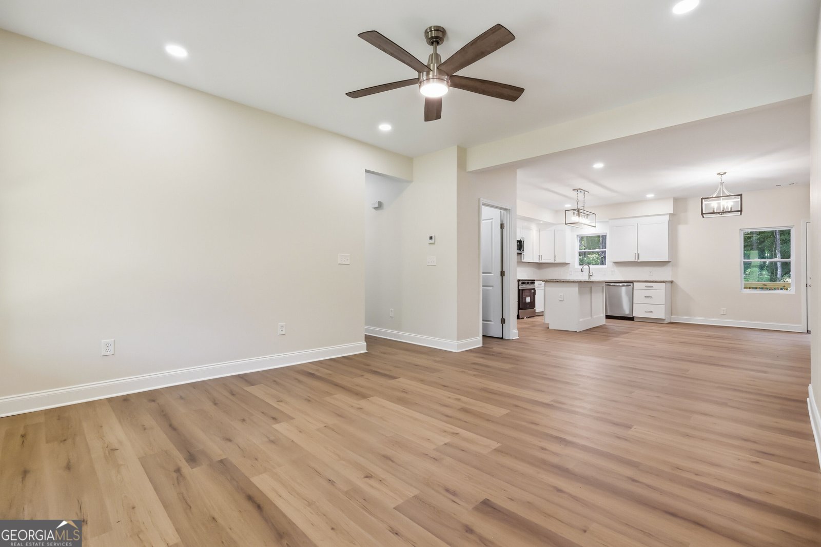 1041 Country Club Circle Union Point - Photo 12