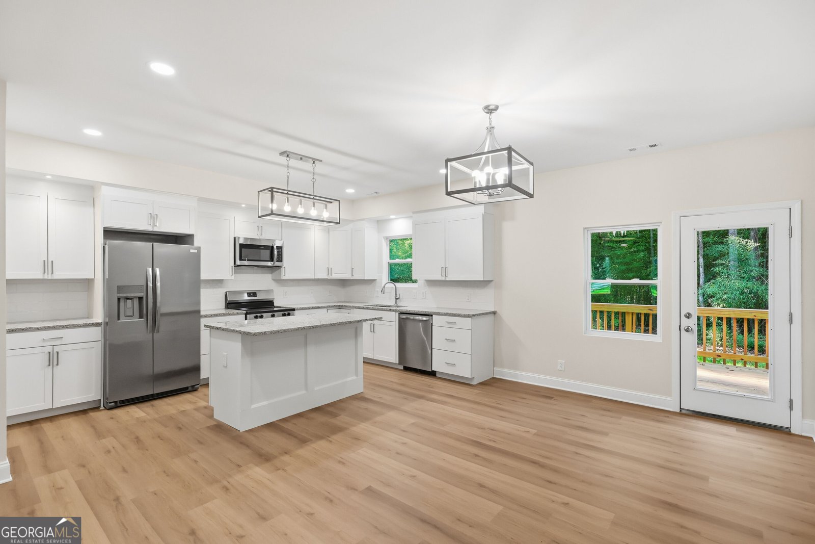 1041 Country Club Circle Union Point - Photo 14
