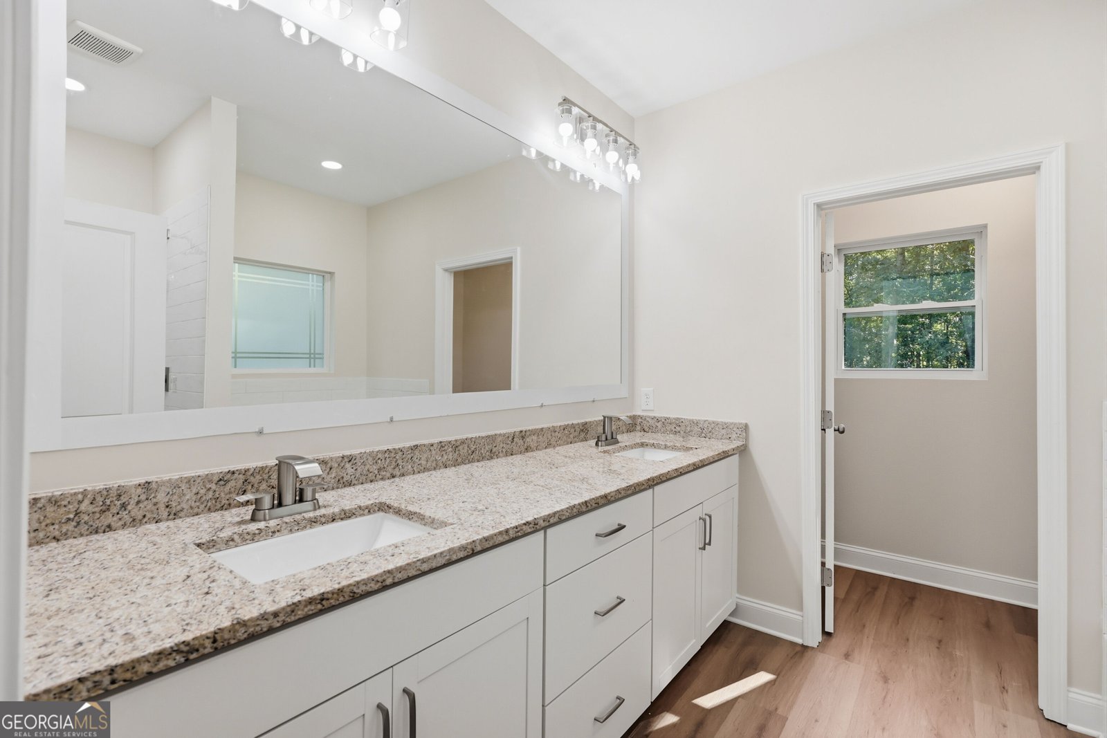 1041 Country Club Circle Union Point - Photo 31