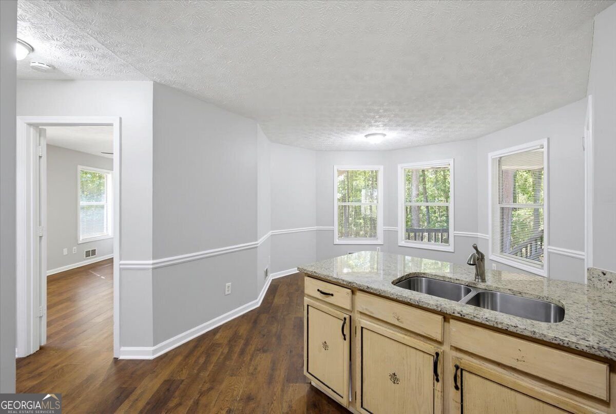 237 Hillandale Drive Stockbridge - Photo 12
