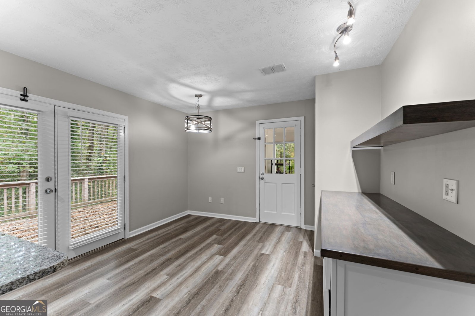494 Sunset Circle Forsyth - Photo 12