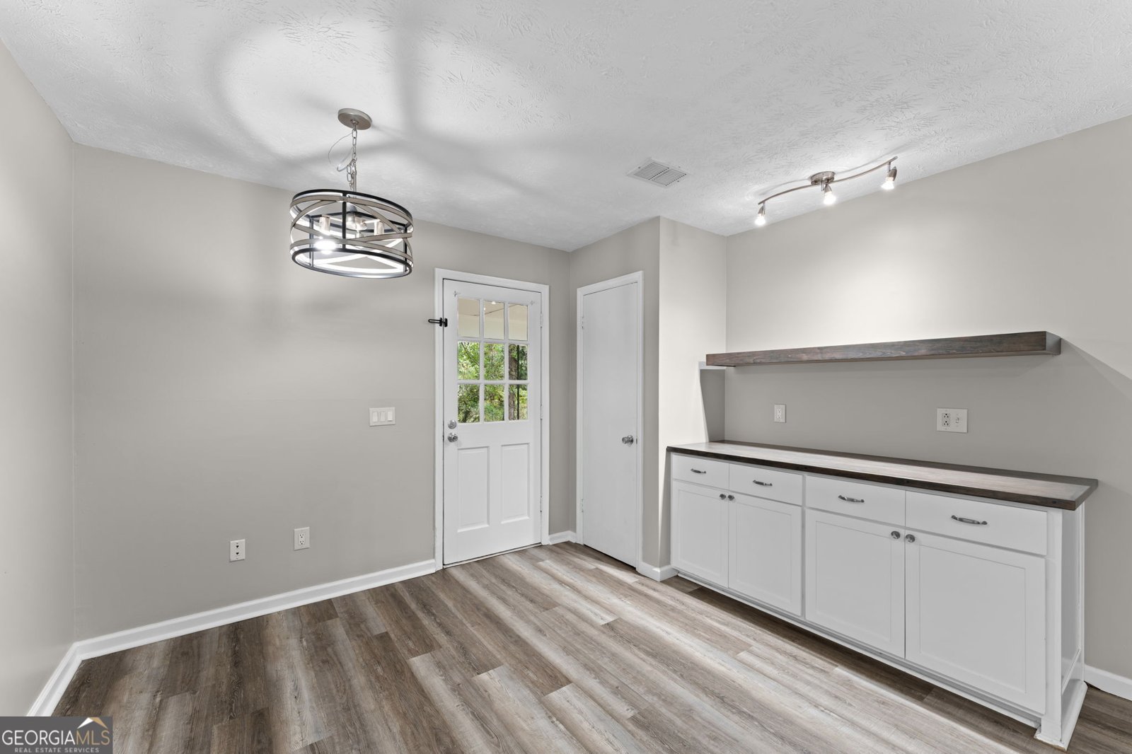 494 Sunset Circle Forsyth - Photo 13